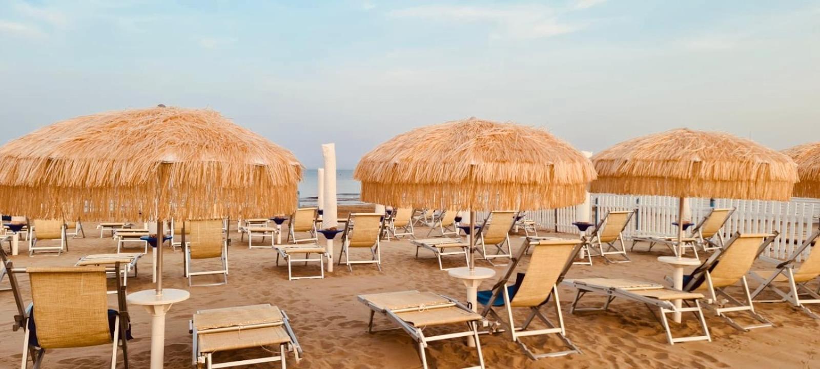 Capo Circeo Beach Resort Spa Fronte Mare Сан Феличе Чирчео Екстериор снимка
